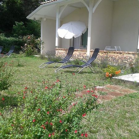 Chambres "Blanches" , Batiment Secondaire Hotel La Caravelle, Vue Jardin Biscarrosse-Plage Buitenkant foto