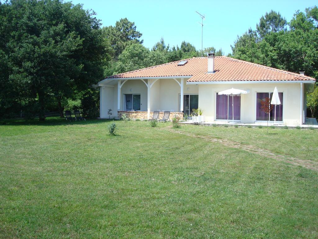 Chambres "Blanches" , Batiment Secondaire Hotel La Caravelle, Vue Jardin Biscarrosse-Plage Buitenkant foto